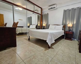 Aurela Residences - Cedar Grove - Bedroom