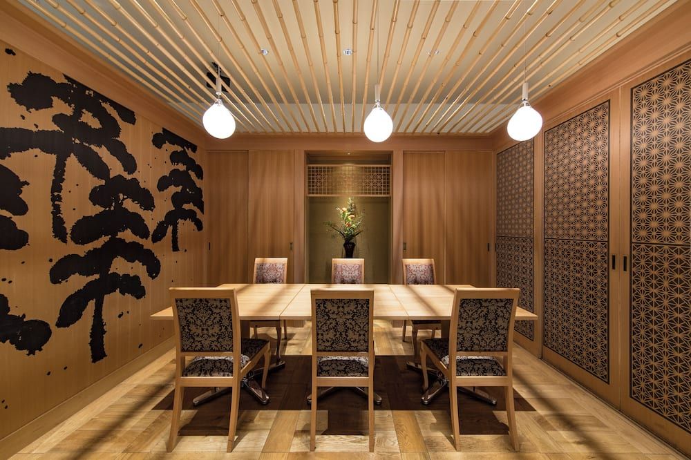 جاي آر يوشو هوتل بلوسوم أويتا