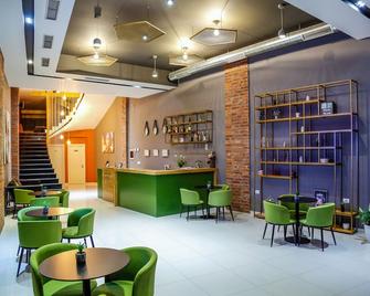 Arc Hotel Tirana - Tirana - Bar