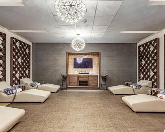 Royalton Antigua, An Autograph Collection Resort & Casino - Five Islands Village - Living room