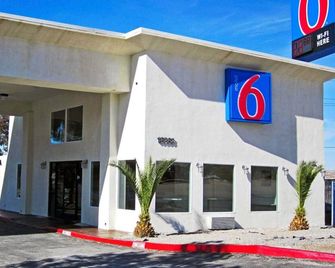 Motel 6 Victorville Apple Valley - Victorville - Rakennus