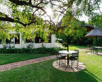 CedarWoods of Sandton - Sandton - Innenhof