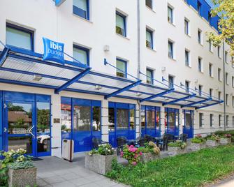 Ibis Budget Karlsruhe - Karlsruhe - Building