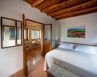 Albergo Fontanelle - Campello Sul Clitunno - Спальня