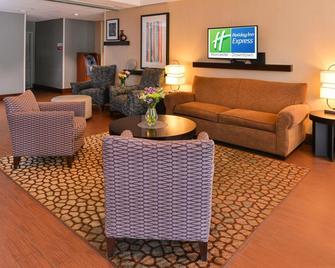 Holiday Inn Express Worcester - Worcester - Huiskamer
