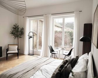 Beautiful design apartment in Spandau with garden - Berlin - Soveværelse