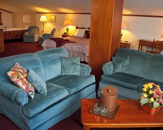 Bavarian Inn Motel & Restaurant - יורקה ספרינגס - סלון