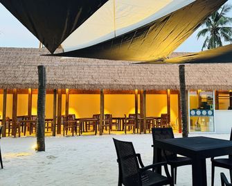 Wave Crest Retreat - Thulusdhoo