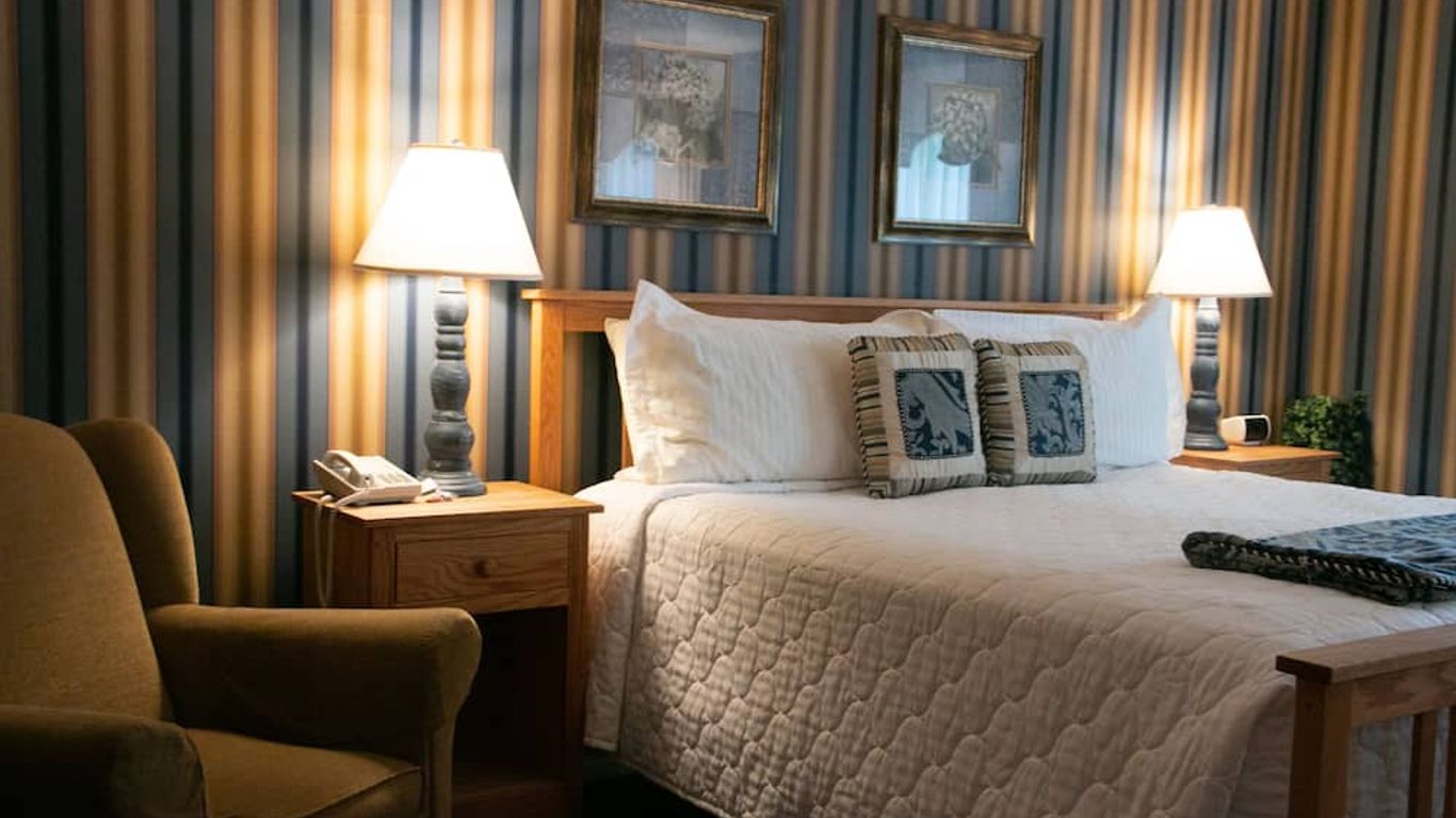 Essenhaus Inn & Conf. Center