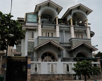 Zeus Living - Room In Villa An Phu - Ho Chi Minh City - Building