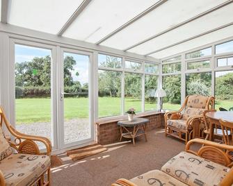 4 bedroom accommodation in Chatcull, near Eccleshall - Yarnfield - Sala de estar
