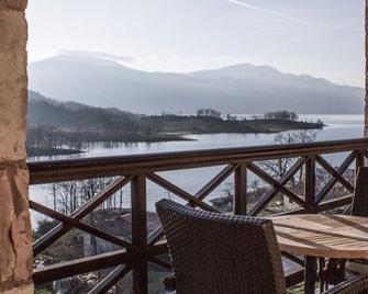Titagion Hotel - Neochori - Balkon