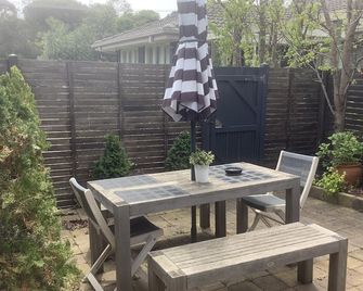 Petite Provence Cottage - Blairgowrie - Patio