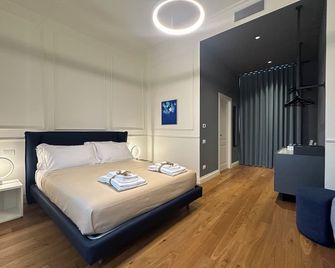 Mari Luxury Rooms And Suites - Bari - Habitación