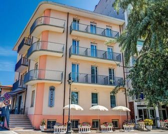 Hotel Olympia - גביצ'ה מארה - בניין