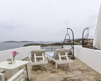 Villa Fiamegou Andros - Batsi - Balkon