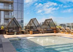 Vice by AvantStay Brand New Condo Room in Austin w Amazing Amenities - Austin - Zwembad