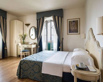 Hotel Goya - Forte dei Marmi - Bedroom