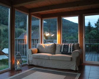 Family chalet with FREE WIFI. Ideal for a relaxing summer or ski holiday break - Stadl an der Mur - Balcon