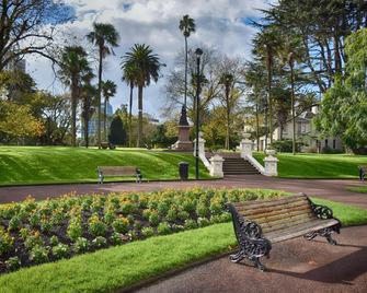 Nautical Nook Bed and Breakfast - Auckland - Outdoor view