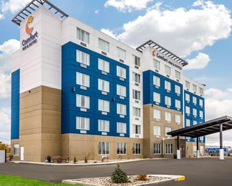 Comfort Inn & Suites - Норт-Бетлфорд - Будівля