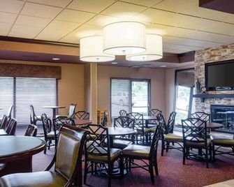 Russell Inn And Suites - Starkville - Ресторан
