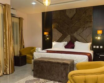 Iris Gold Suite - Ibadan - Bedroom