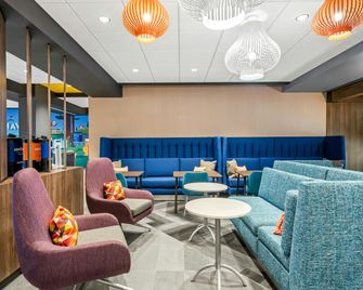 Tru by Hilton Oshawa - Oshawa - Lounge