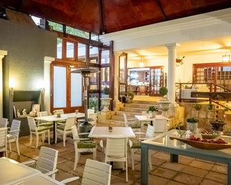 Spacube Luxury Suites and Spa - Pretoria - Restaurant