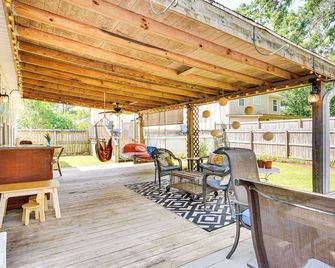 Pool, Porch and Parks North Charleston Family Home! - Charleston - Patio