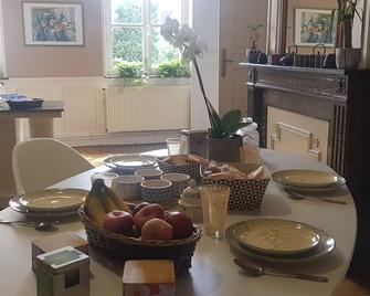 Maddalena Apartment - Valenciennes - Essbereich