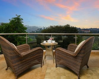 Sterling Mount Abu - Mount Abu - Balkon
