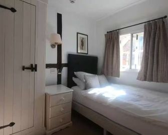 The George Hotel - Henfield - Habitación