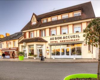 Au Bon Accueil - Bagnoles-de-l'Orne-Normandie - Gebäude