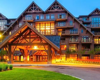 #227 Spruce Peak Lodge One Bedroom Tall Timbers By Stowe Mountain Rentals - Stowe - Bygning