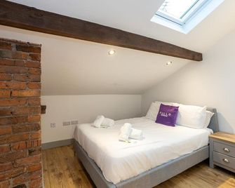 Pillo Rooms Serviced Apartments - Salford - Mánchester - Habitación
