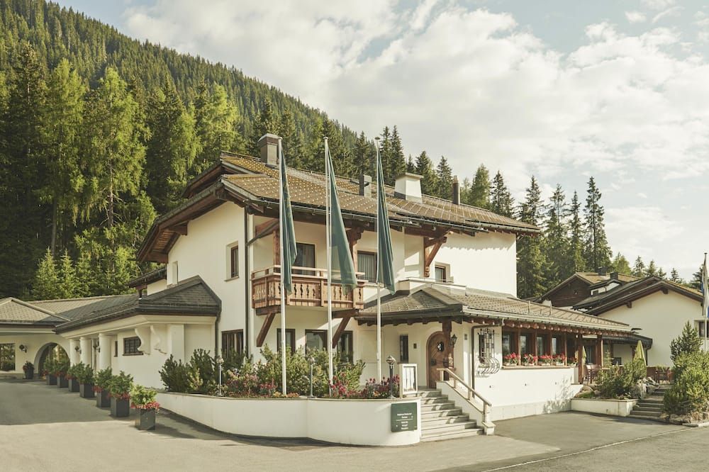 Hotel Waldhuus - דאבוס - בניין