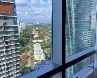 Four Seasons Hotel Miami - Luxury Private Residences - Miami - Balcony