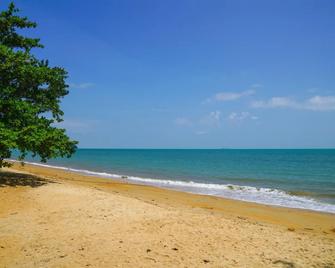Hotel Mesra Port Dickson - Port Dickson - Playa