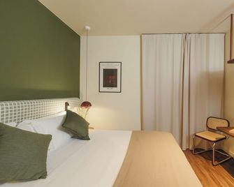 H Regas Adults Only - Barcelona