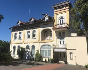 Hotel Kipphut - Sarstedt - Gebäude