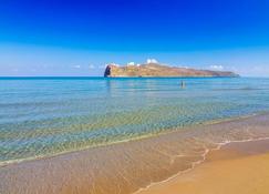 Rotunda Suites - Agioi Apostoloi (Crete) - Beach