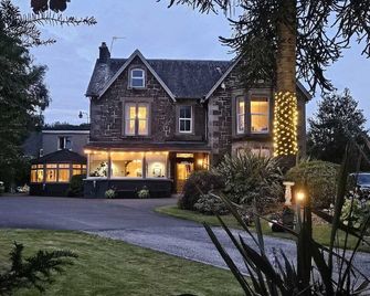 The Abbotsford - Callander - Building