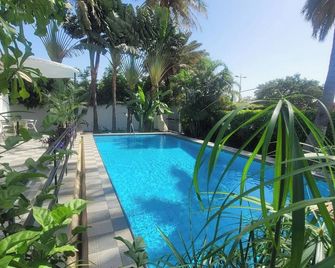 Maison d'hôtes villa Anna Dakar - Dakar - Pool