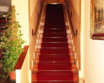 York - Cinisello Balsamo - Stairs