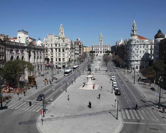 Hotel Santa Clara Porto - Oporto - Edificio