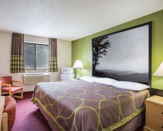 Super 8 by Wyndham Salem VA - Salem - Chambre