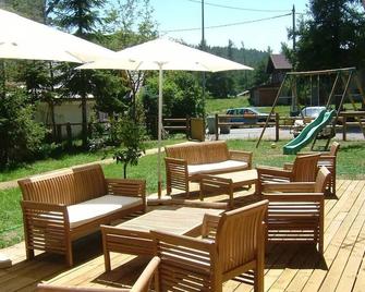 Relaxing Stay at the Heart of Valberg | Close to Skiing & Mountain Hiking - Guillaumes - Patio