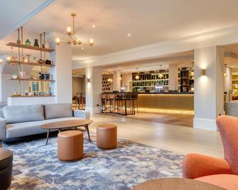 DoubleTree by Hilton London Elstree - בורהאמווד - טרקלין