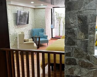 Madre tierra suites tlalpujahua centro - Tlalpujahua de Rayón - Patio